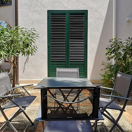 Apartment Lauretum In *